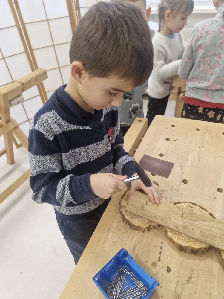 Sluníčka v polytechnické dílně