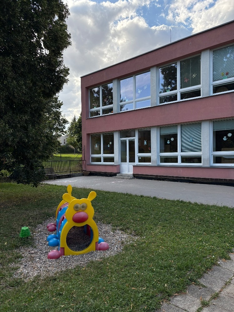 Virtuální prohlídka, zahrada kuchyňka, keramika, laboratoře a dílny