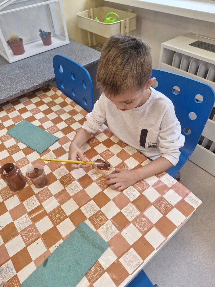 Medvídci v polytechnické dílně