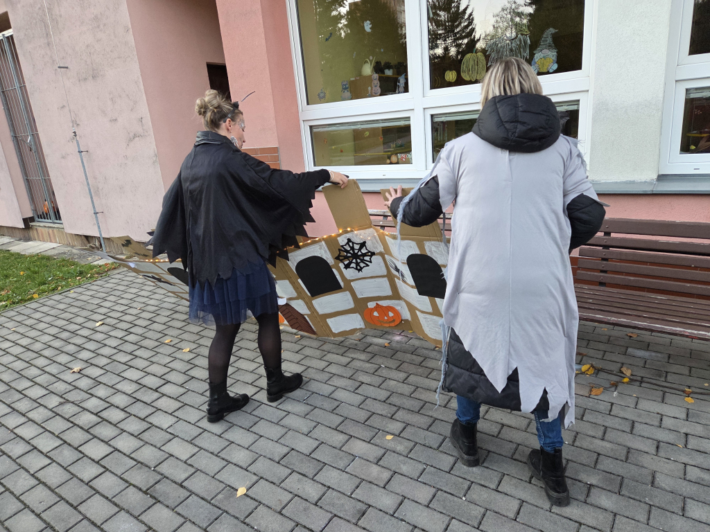 Halloween na zahradě MŠ