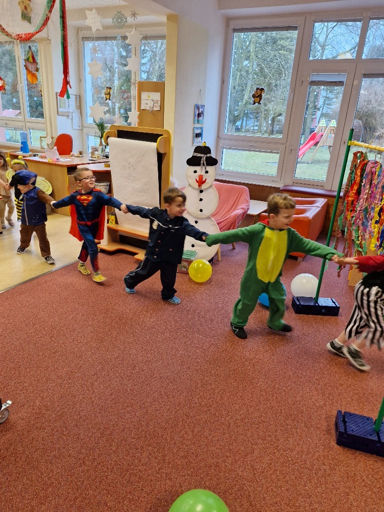 Karneval ve Veverkách