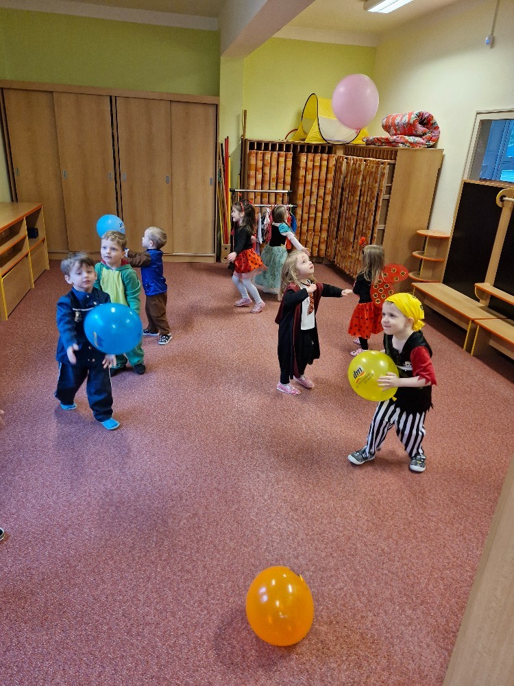 Karneval ve Veverkách