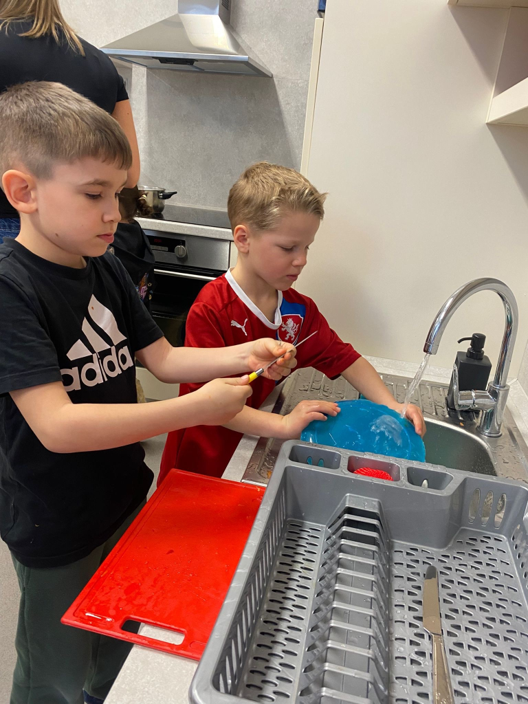 Žabičky v kuchyňce