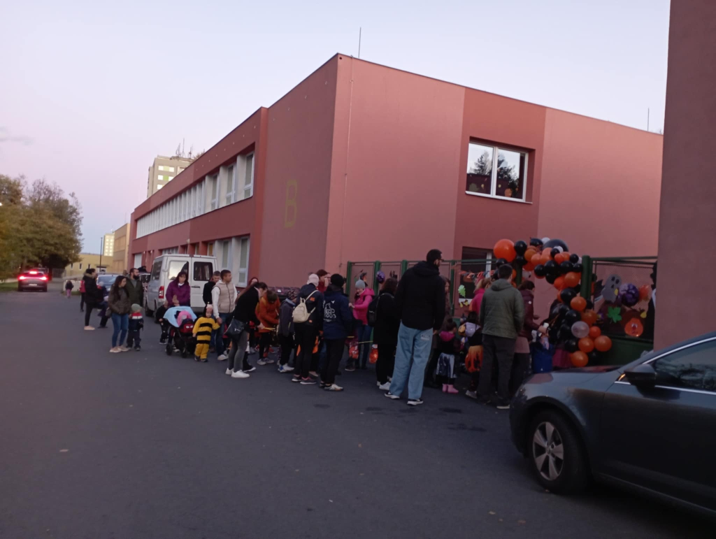 Halloween na zahradě MŠ