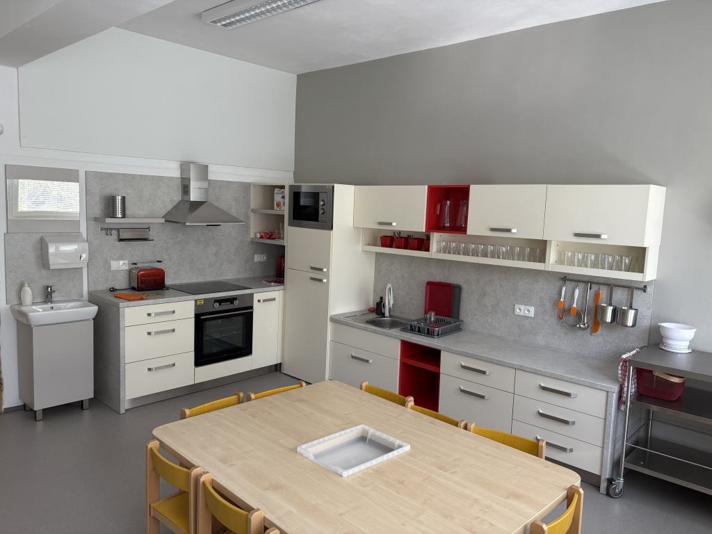 Virtuální prohlídka, zahrada kuchyňka, keramika, laboratoře a dílny
