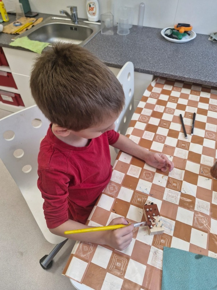 Medvídci v polytechnické dílně