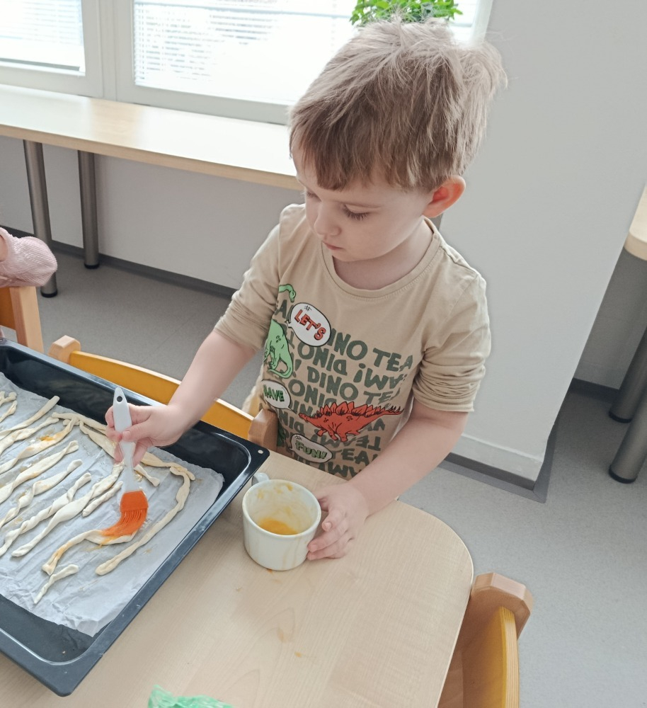 Kuřátka v kuchyňce