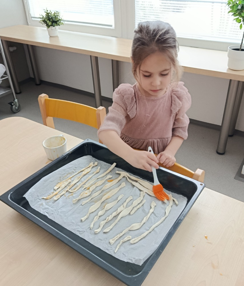 Kuřátka v kuchyňce