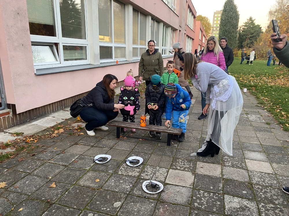 Halloween na zahradě MŠ