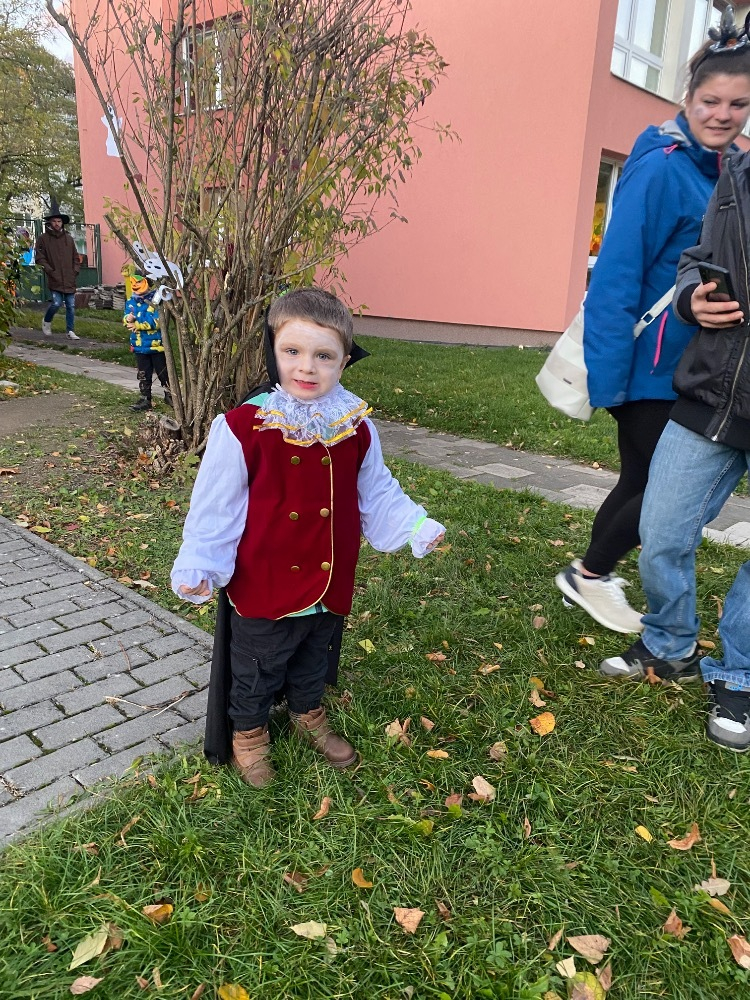 Halloween na zahradě MŠ