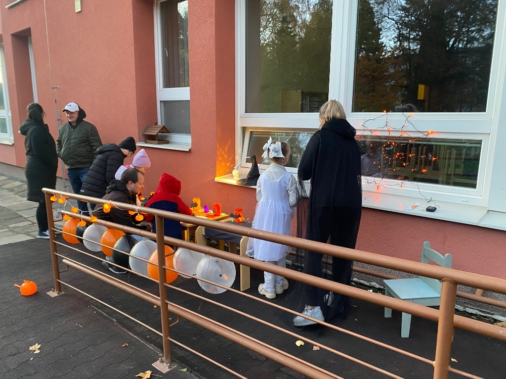 Halloween na zahradě MŠ