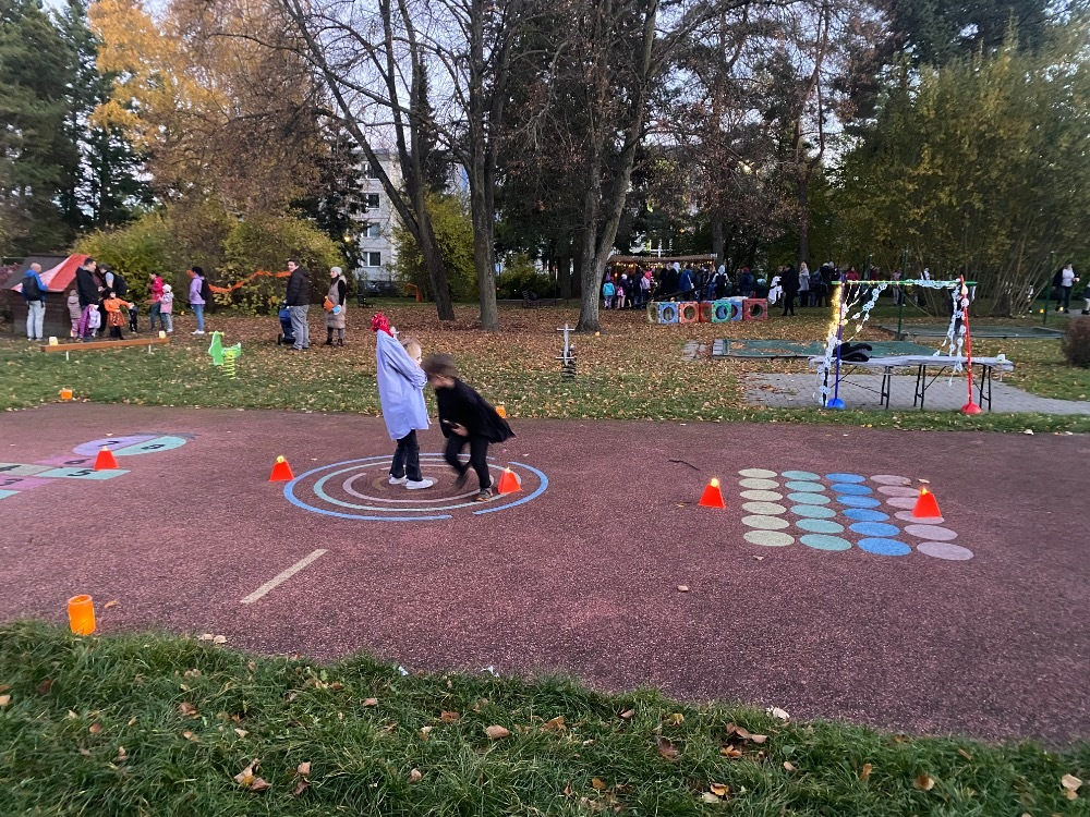 Halloween na zahradě MŠ