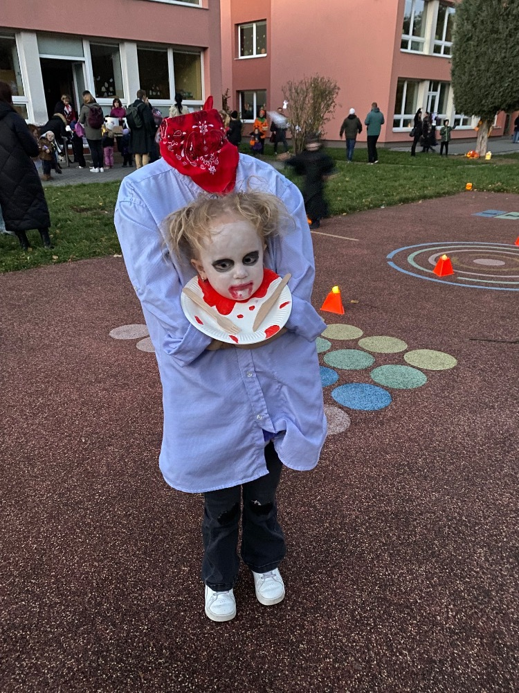 Halloween na zahradě MŠ