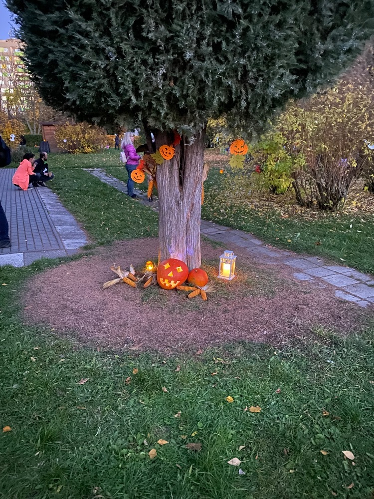 Halloween na zahradě MŠ