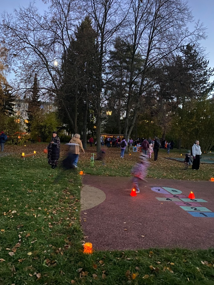 Halloween na zahradě MŠ