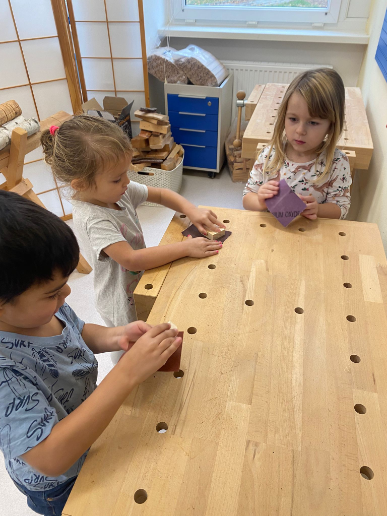 Zajíčci v polytechnické dílně