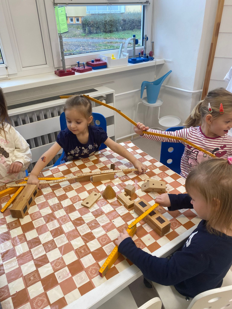 Zajíčci v polytechnické dílně