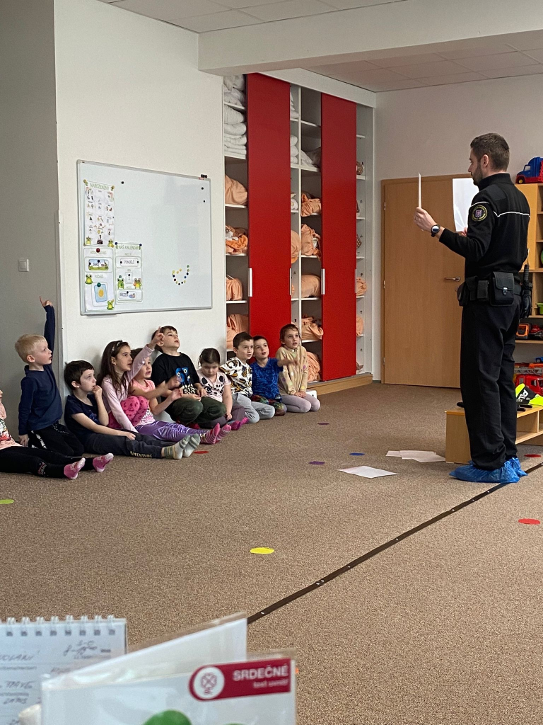 Beseda s městskou policií